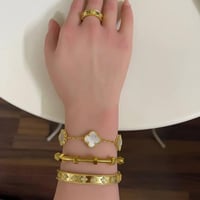 طقم اساور نسائيه ماركه - لمسة راقية لإطلالتك