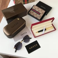 طقم قوتشي راقي مع قلم كارتير