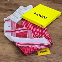 شماغ رجالي ماركة فندي تصميم خاص