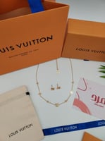 طقم لويس فيتون ذهبي