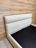 سرير R - سرير منجد بيج