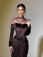 فستان مخمل كوري & دانتيل