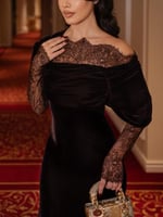 فستان مخمل كوري & دانتيل