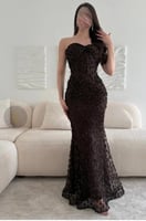 فستان سهرة بني ناعم