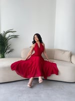 فستان أحمر شيفون