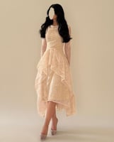 فستان دانتيل فرنسي