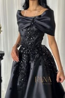 فستان ميكادو مطرز