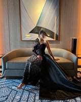 فستان سهره بذيل وكتف ميكادو