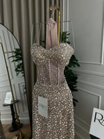 فستان ذهبي لامع فخامة مطلقة