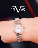 ساعة نسائية ماركة V19.69 فضي روز مينا فضي موديل VT...