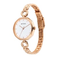 ساعة تيتان نسائي Titan Karishma White Dial Watch f...