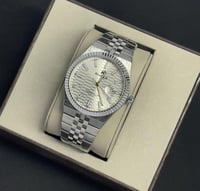 ساعة رجالي من ماركة ريفولي