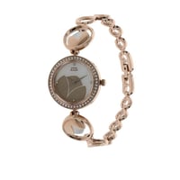 ساعة تيتان نسائي Titan Karishma Silver White Dial...