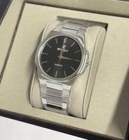 ساعة رجالي من ريفولي بلون فضي