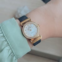 ساعه نسائي جلد ديفوشي