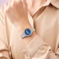 ساعة نسائية من ماكسويل