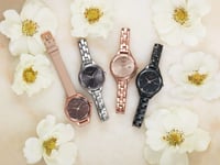 ساعة شين نسائية SHE-4062D-8A