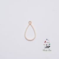 373 - تعليقة شكل دمعة لون ذهبي