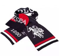 سكارف بولو مع القبعة