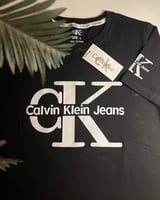 تيشيرت كالفن كلاين رجالي