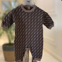 طقم فيندي كامل صوف ناعم