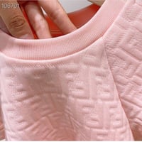 فستان فيندي مزين بالتل