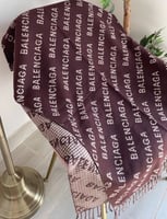 سكارف بالنسياغا بلونين