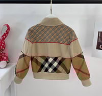 جاكيت بيربري فخم