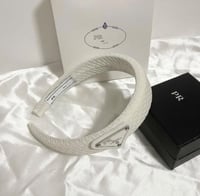 طوق برادا فخم