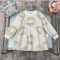 فستان بيربري ربيعي فخم