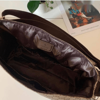 شنطة قوتشي للمواليد