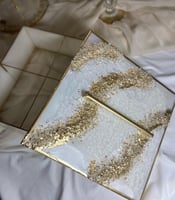 علبة ب غطاء مقاس كبير