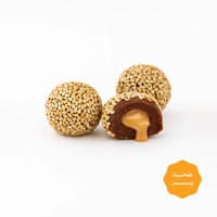 كرات تمر العجوة بالطحينة والسمسم