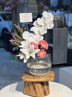 حوض سمك ورد صناعي