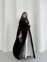 عباية مخمل بني مع دانتيل فرنسي