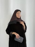 عباية مخمل بني مع دانتيل فرنسي