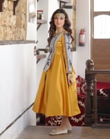 فستان يوم التأسيس محير تفته استريتش كموني