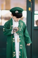 دقلة اليوم الوطني بالاسم مع الكاب