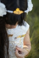 بروش اطفال بالاسم مع قلب وفراشه