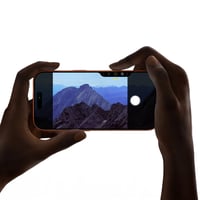 ابل ايفون 17 بروماكس سعة 256 جيجا نيلي عميق