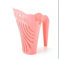 مجرفة قمامة للقطط