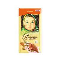 شوكولاتة اليونكا بالحليب و اللوز 90 غرام