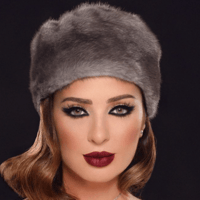 عدسات زينة ملونة من اديرا سنوية - آش