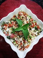 سلطة جبن قريش بالزعتر وزن 250جرام