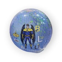 كرة بلاستيك لماع