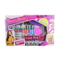 لعبة مناكير وعناية بالاظافر