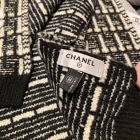 طقم شانيل شتوي 3 قطع ماستر مع العلبة