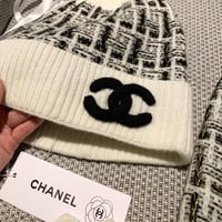 طقم شانيل شتوي 3 قطع ماستر مع العلبة