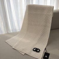 شال شانيل محبوك للتوصيل الفوري ماستر شامل الملحقات