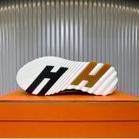 حذاء هيرمز للتوصيل الفوري مقاس 43 ماستر شامل الملح...